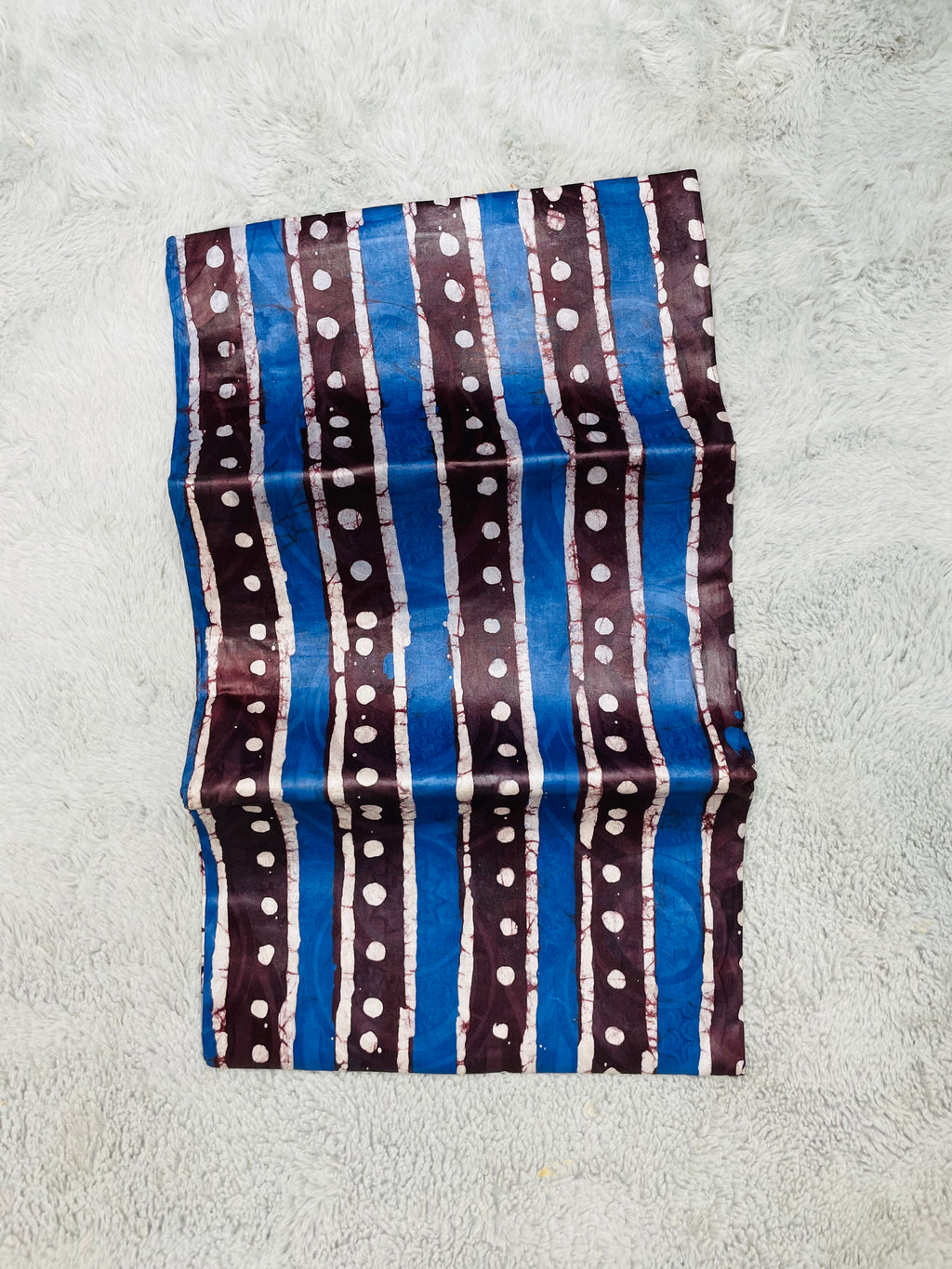 High end Adire onila